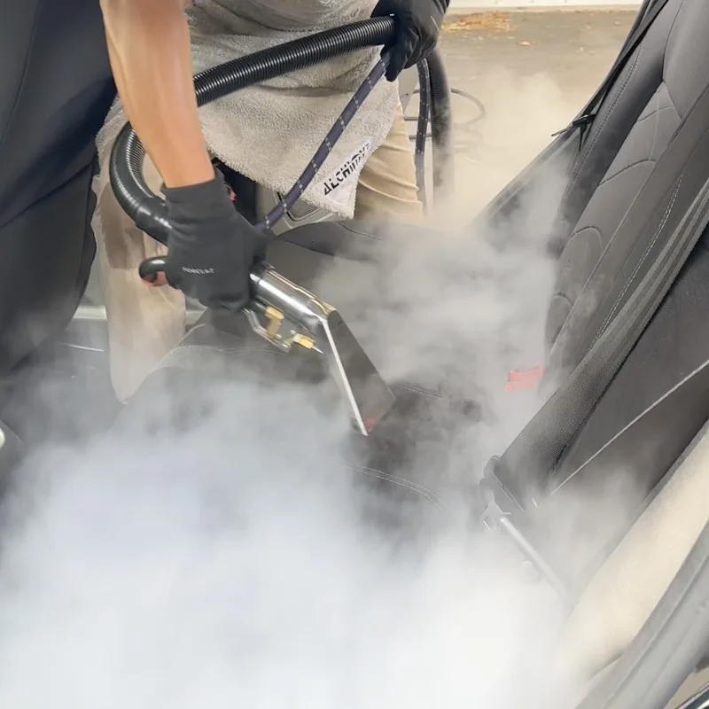 Extraction vapeur d'un siège auto, injecteur-extracteur